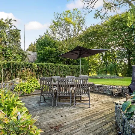 6 Bedroom Cozy In Dannemare
