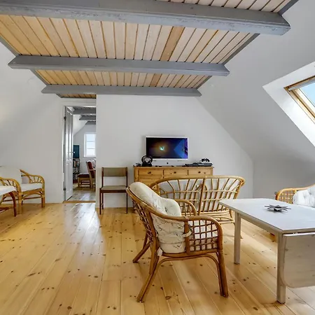 6 Bedroom Cozy In Dannemare