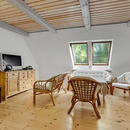 6 Bedroom Cozy In Casa vacanze